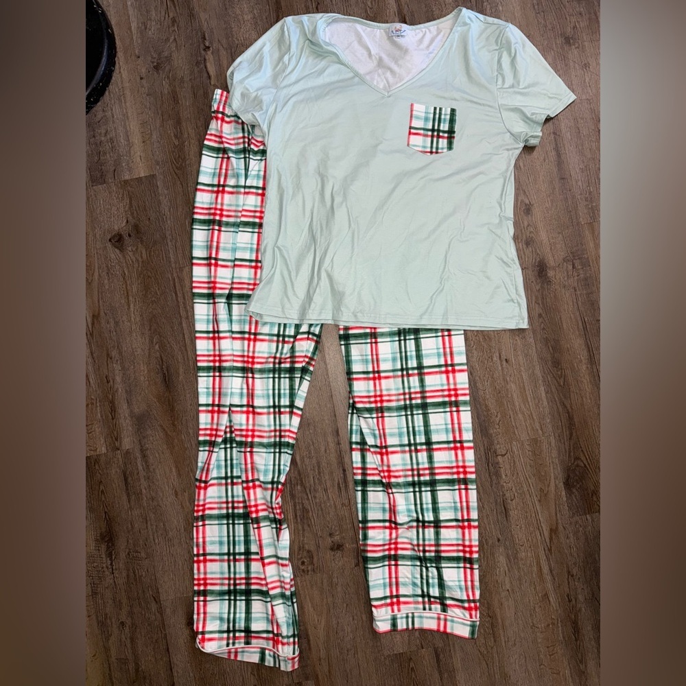 Busy Bees Smocks • Plaid PJ Set